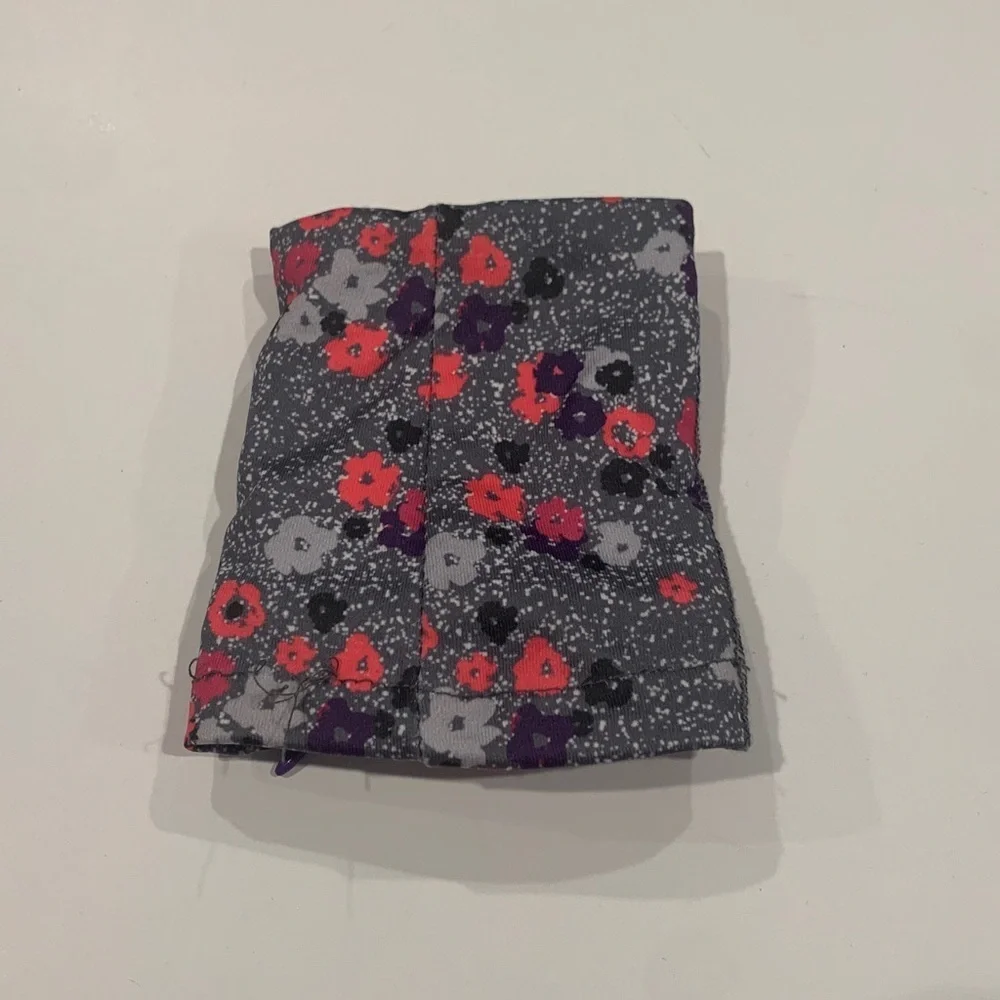 Gertex Zippered Athletic Wristband Sports Pouch Women’s Floral Gray Purple Pink
